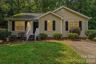 10104 Rockwood Rd, Charlotte, NC 28215 - Photo 1