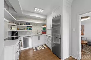 301 W 10th St, Charlotte, NC 28202 - Photo 10
