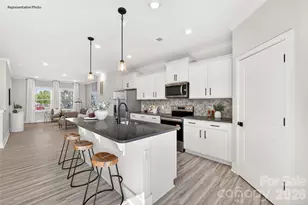 212 E Morehouse Ave, Mooresville, NC 28117 - Photo 8