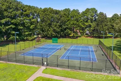 8927 Raven Park Drive, Charlotte, NC 28216 - Photo 42