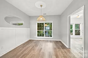 8927 Raven Park Dr, Charlotte, NC 28216 - Photo 8