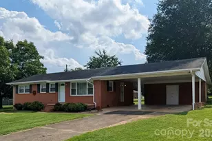 424 Bear Creek Rd, Shelby, NC 28152 - Photo 2