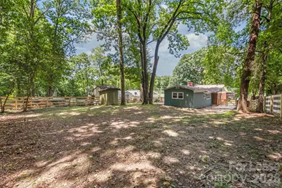 5054 Curtiswood Drive, Charlotte, NC 28213 - Photo 24
