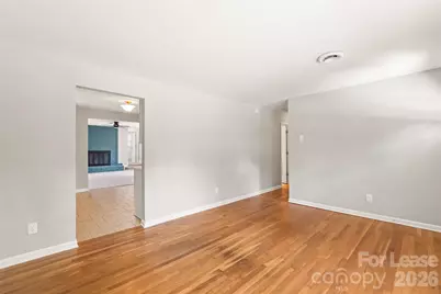 5054 Curtiswood Drive, Charlotte, NC 28213 - Photo 4