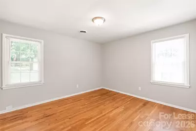 5054 Curtiswood Drive, Charlotte, NC 28213 - Photo 14