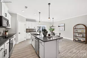 212 E Morehouse Ave, Mooresville, NC 28117 - Photo 10