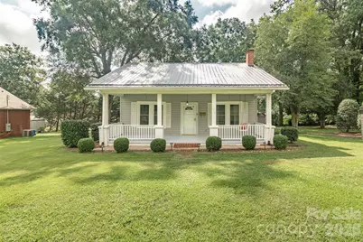 141 Edwards Street, Rutherfordton, NC 28139 - Photo 2