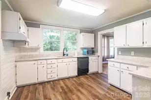 141 Edwards St, Rutherfordton, NC 28139 - Photo 14