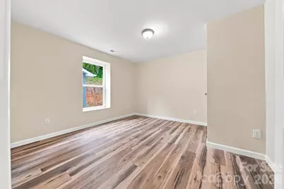 109 Countryside Drive SE, Lenoir, NC 28645 - Photo 6