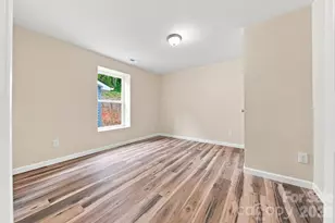 109 Countryside Dr SE, Lenoir, NC 28645 - Photo 6