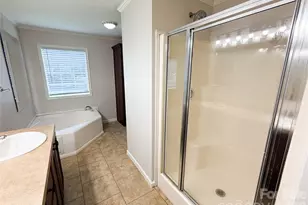 3556 Oakwood Ave, Claremont, NC 28610 - Photo 10