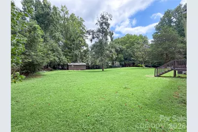 3556 Oakwood Avenue, Claremont, NC 28610 - Photo 18
