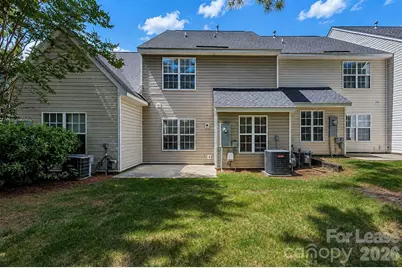 10048 University Park Lane, Charlotte, NC 28213 - Photo 6