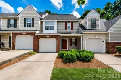 10048 University Park Lane, Charlotte, NC 28213 - Photo 1