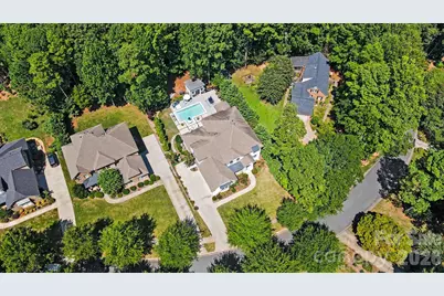 15304 Wyndham Oaks Drive, Charlotte, NC 28277 - Photo 8