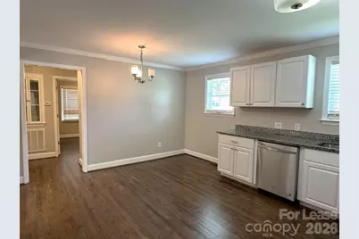 2401 Roslyn Avenue, Charlotte, NC 28208 - Photo 4