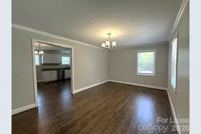 2401 Roslyn Avenue, Charlotte, NC 28208 - Photo 8