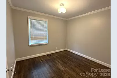 2401 Roslyn Avenue, Charlotte, NC 28208 - Photo 10