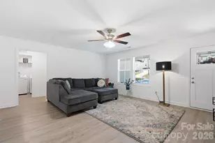 918 Brookwood Ct, Statesville, NC 28677 - Photo 10