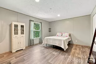 1001 Fisher Ln, Marshall, NC 28753 - Photo 22