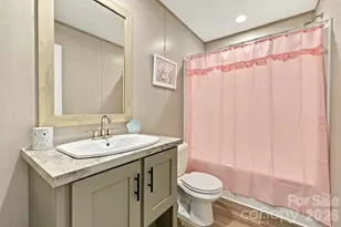 1001 Fisher Ln, Marshall, NC 28753 - Photo 18