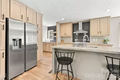 1001 Fisher Lane, Marshall, NC 28753 - Photo 10