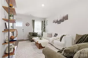 140 N Hill Ln, Troutman, NC 28166 - Photo 2