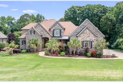 2215 Whiskery Drive, Waxhaw, NC 28173 - Photo 2