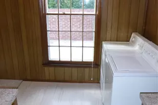 1306 Lomax Ave, Charlotte, NC 28211 - Photo 4