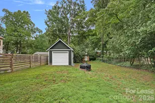 4231 Mantle Ct, Charlotte, NC 28205 - Photo 16