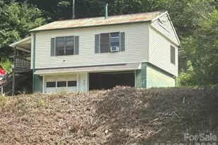 321 Bartlett Rd, Weaverville, NC 28787 - Photo 2