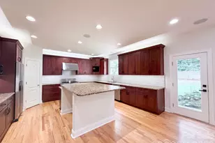 142 Bain Ln, Mooresville, NC 28117 - Photo 6