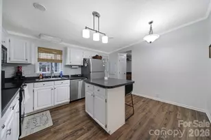 1421 Suttle Rd, Lancaster, SC 29720 - Photo 12