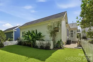 18120 Meadow Bottom Rd, Charlotte, NC 28277 - Photo 38