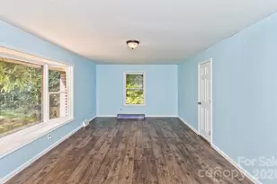 94 Stone Dr, Marion, NC 28752 - Photo 10