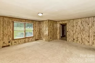 94 Stone Dr, Marion, NC 28752 - Photo 8