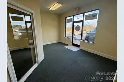 124 E Plaza Drive, Mooresville, NC 28115 - Photo 2