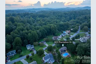 922 Plantation Drive, Lenoir, NC 28645 - Photo 14