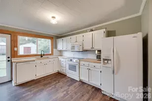 608 Spruce St, Mooresville, NC 28115 - Photo 10