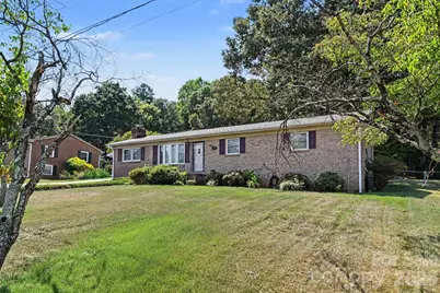 141 Howie Street, Mount Holly, NC 28120 - Photo 1