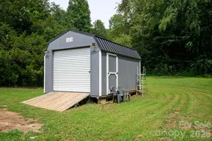 324 Plemmons Pl, Marion, NC 28752 - Photo 22
