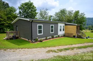 324 Plemmons Pl, Marion, NC 28752 - Photo 2