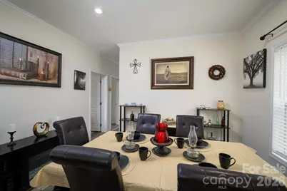 324 Plemmons Place, Marion, NC 28752 - Photo 6