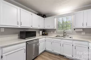 2274 White Pine Ct, Lancaster, SC 29720 - Photo 10