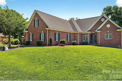3574 Live Oaks Avenue, Terrell, NC 28682 - Photo 2