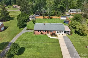 2559 Sweetbriar Cir, Lenoir, NC 28645 - Photo 12