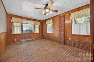 2409 Lucas St, Hendersonville, NC 28791 - Photo 22