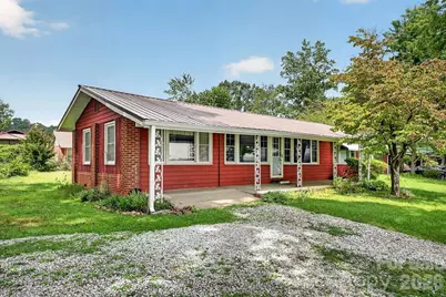2409 Lucas Street, Hendersonville, NC 28791 - Photo 4