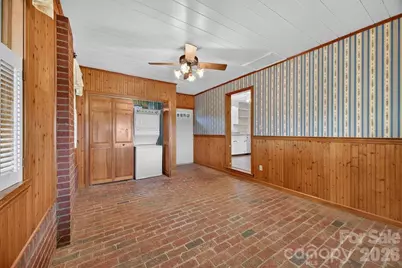 2409 Lucas Street, Hendersonville, NC 28791 - Photo 20