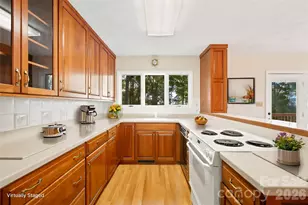 765 Oak Ridge Dr, Boone, NC 28607 - Photo 10